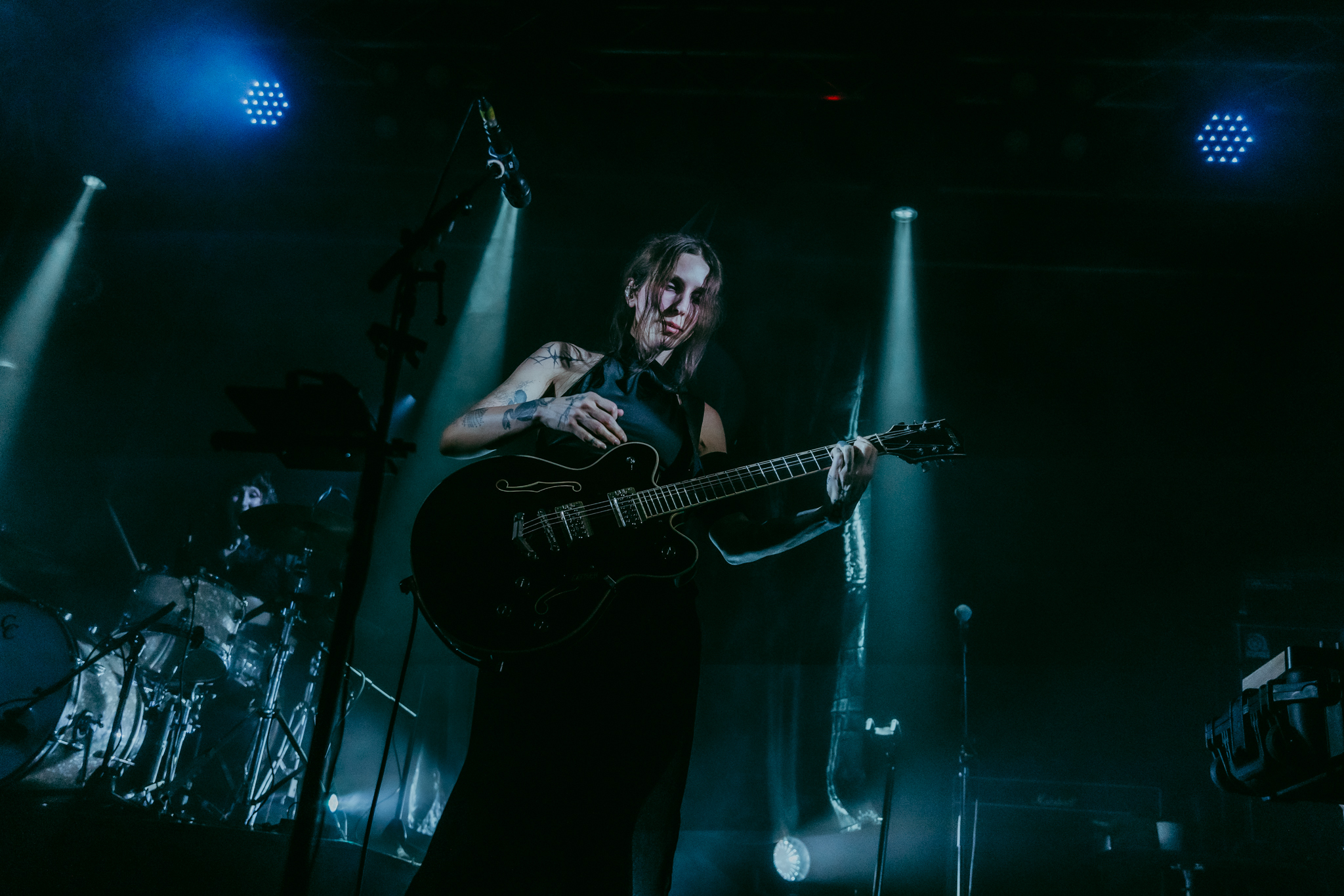 Chelsea Wolfe live on tour
